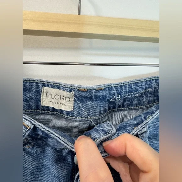 Pilcro Reworked High-Rise Taper Jeans - Picture 7 of 9